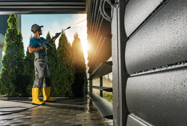 Best Deck Pressure Washing  in Lincoln, MO